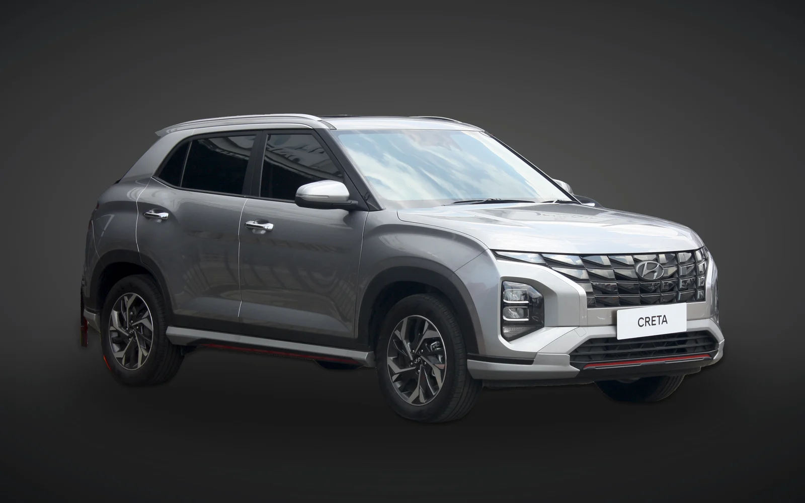 Hyundai Creta N Line em estúdio, vista dianteira três quartos